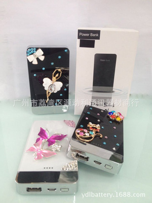 新款5000mAh拼花移動(dòng)電源 通訊器材市場(chǎng)的品質(zhì)之選